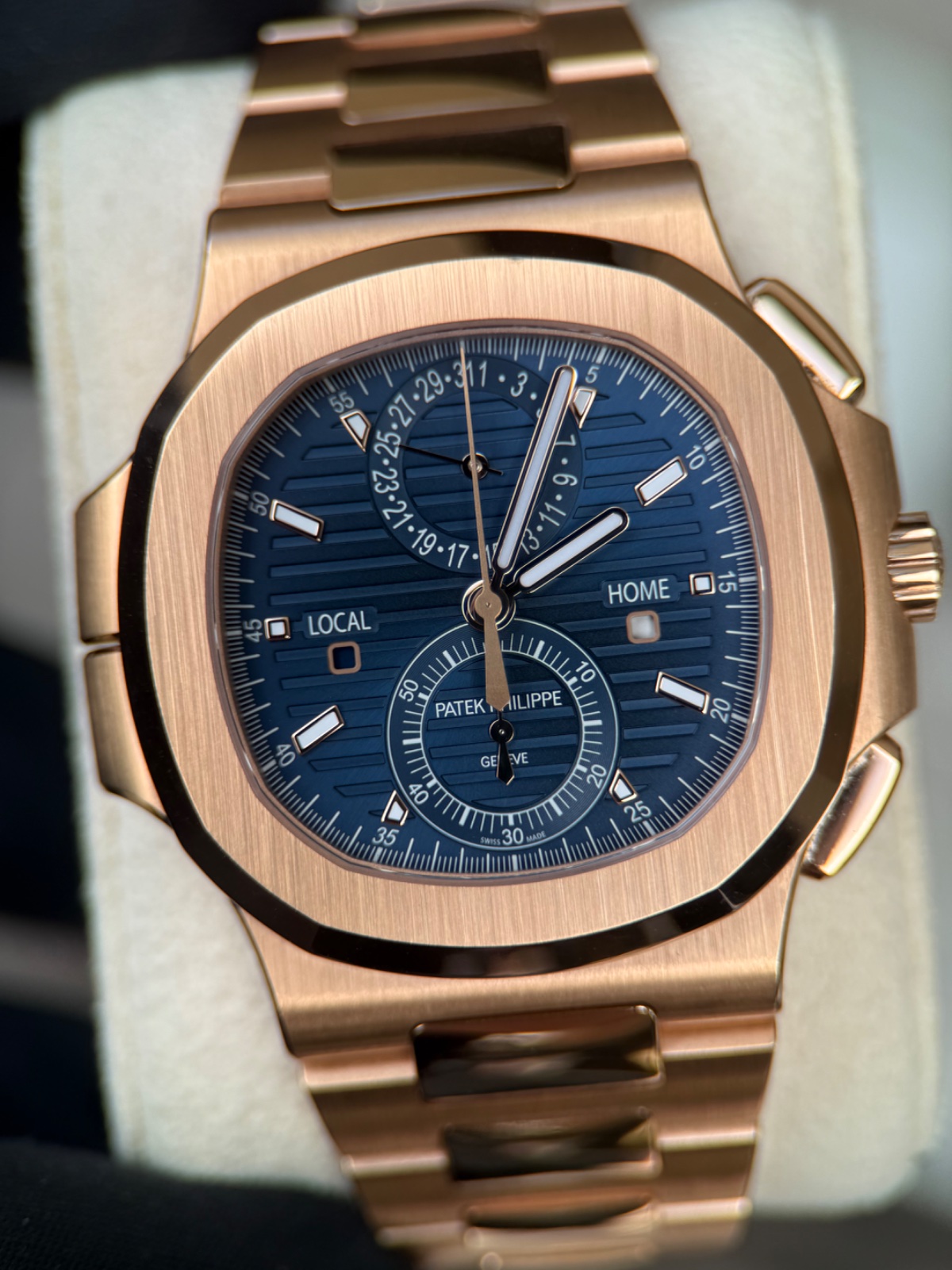 Patek Philippe Nautilus 5990/1R
