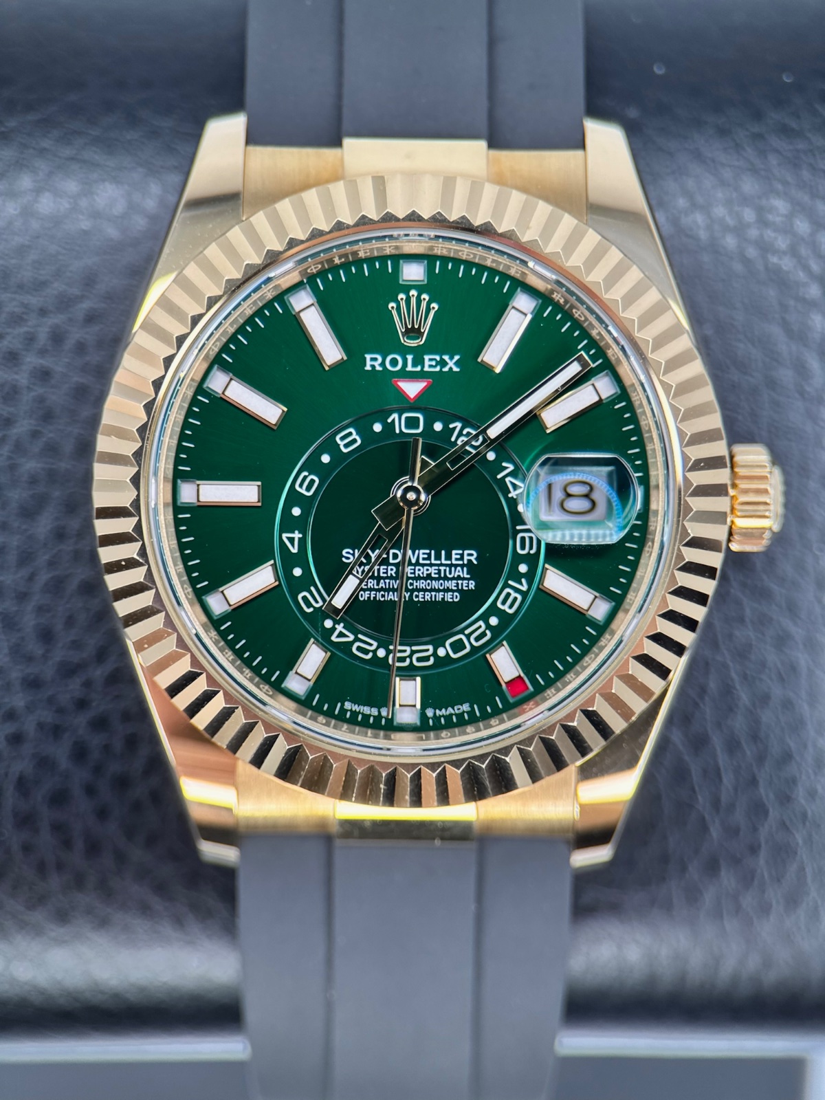 Rolex Sky-Dweller 336238